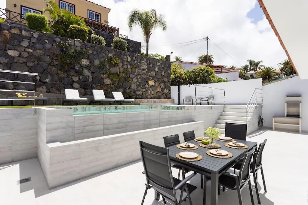 Sunny Island Villa Sauzal Spain